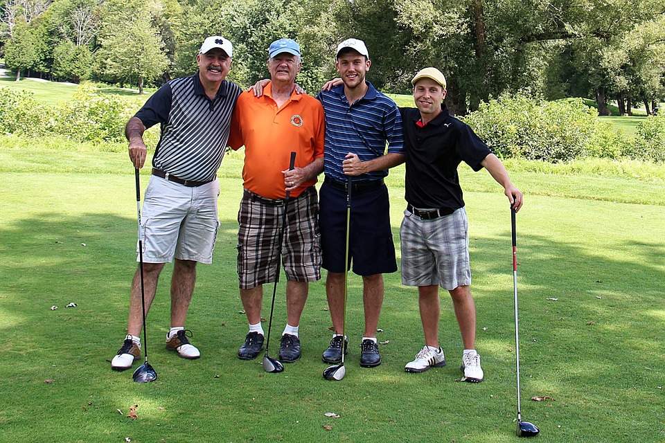 Le golf est-il vraiment réservé aux seniors?